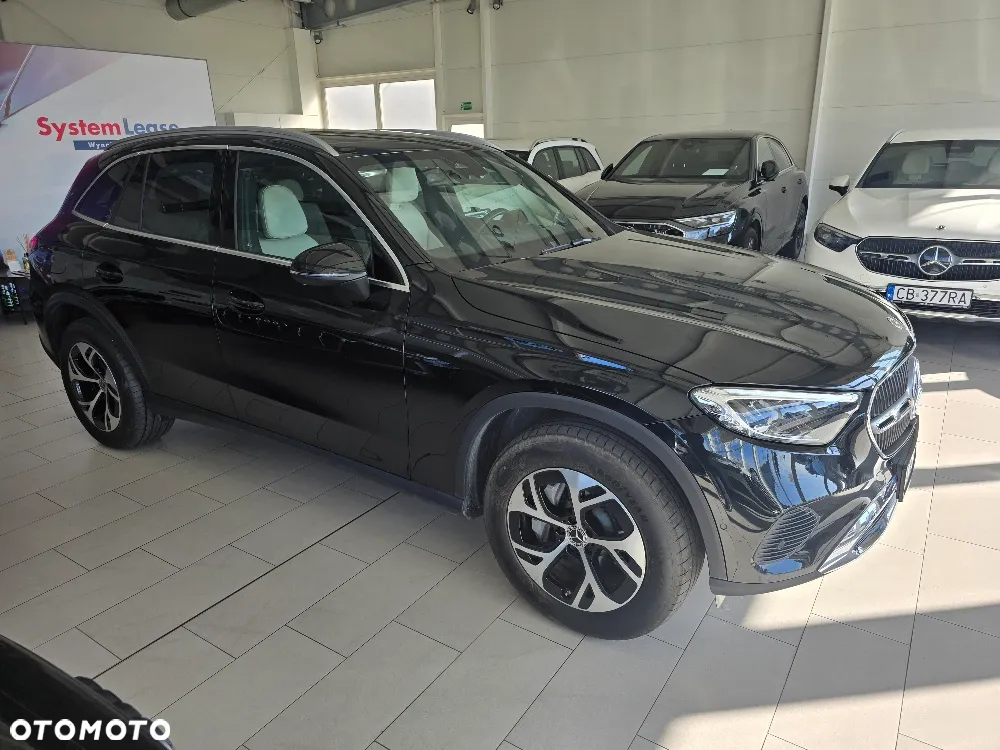 Mercedes-Benz GLC 300 e 4-Matic - 12