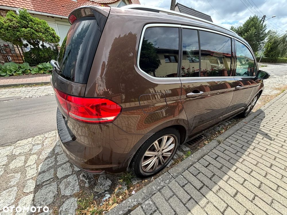 Volkswagen Touran 1.4 TSI BMT Highline DSG - 4