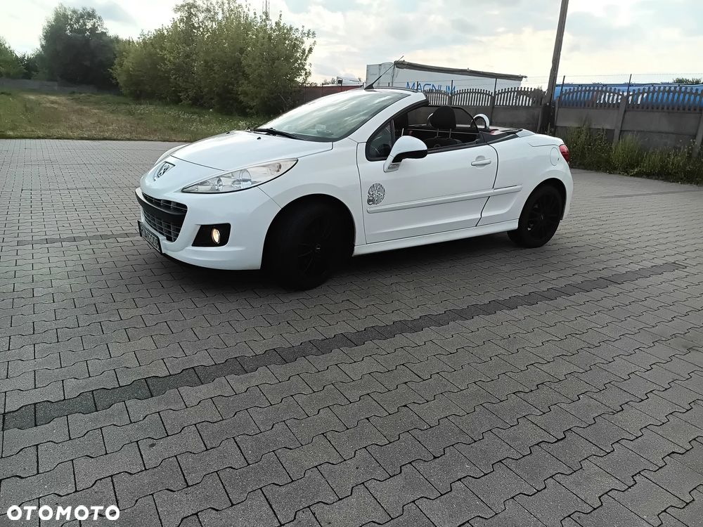 Peugeot 207 CC - 8