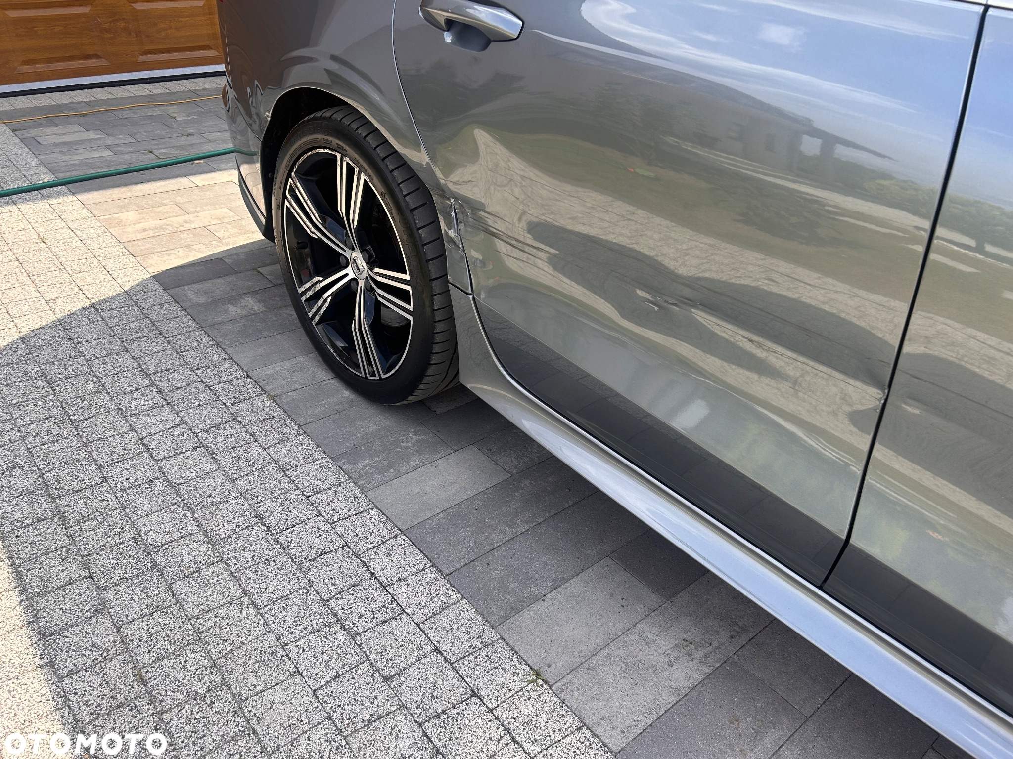 Volvo V60 T6 AWD Plug-In Hybrid Essential - 37