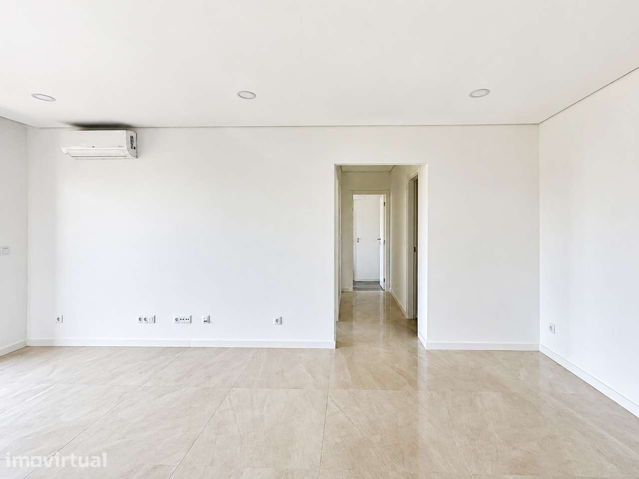 Apartamento T2 novo com varanda e garagem box — Charneca da Caparica - Grande imagem: 5/19