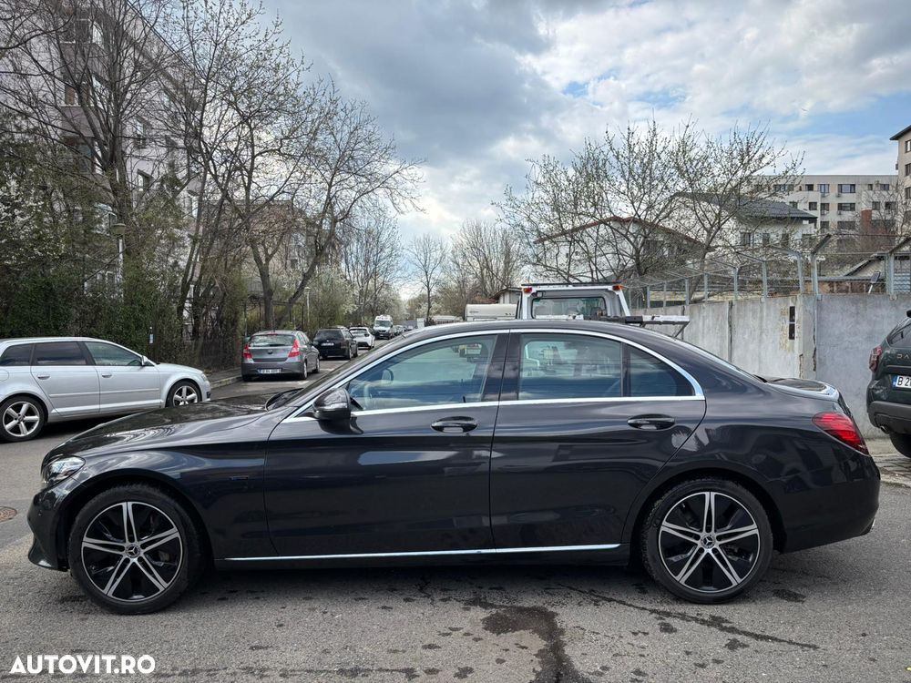 Mercedes-Benz C 300 e 9G-TRONIC Avantgarde - 4