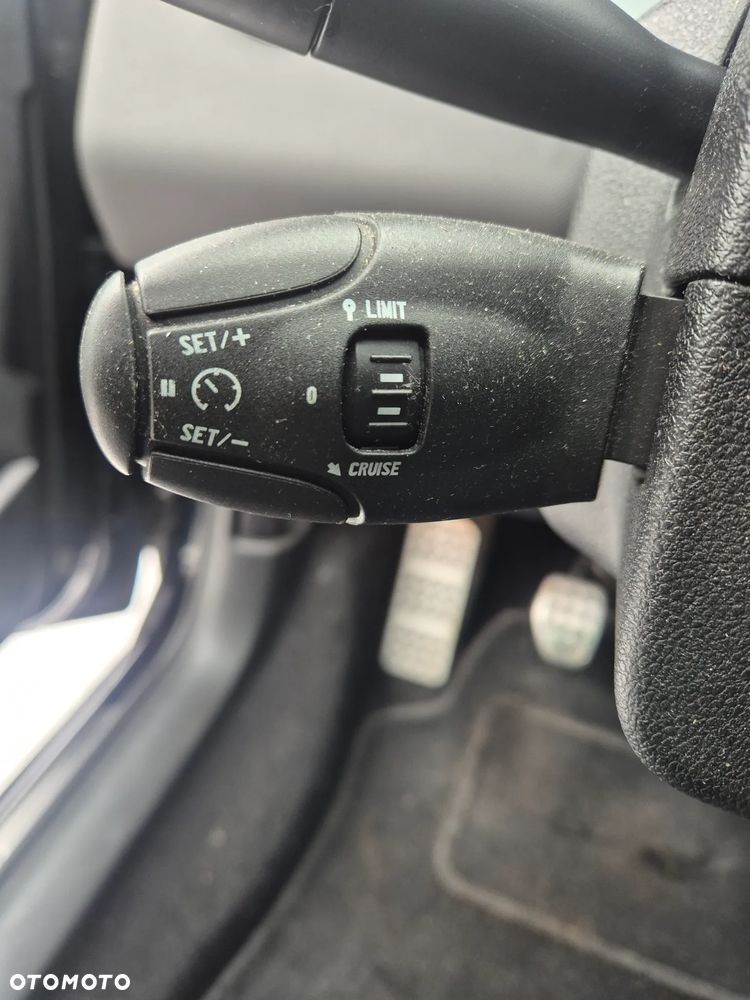 Peugeot 308 CC HDi FAP 165 Allure - 19