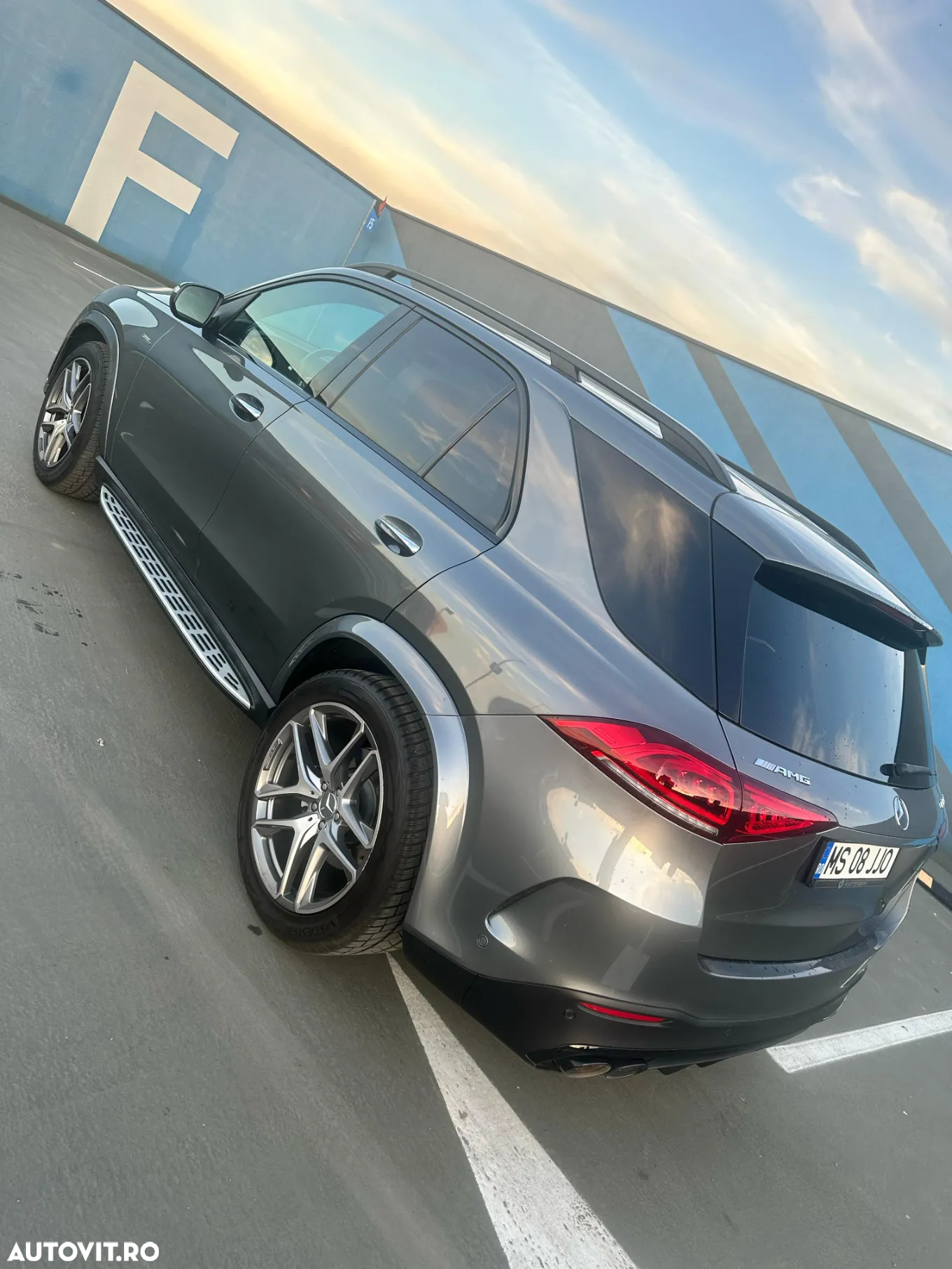 Mercedes-Benz GLE AMG 53 4Matic+ AMG Speedshift TCT 9G - 3