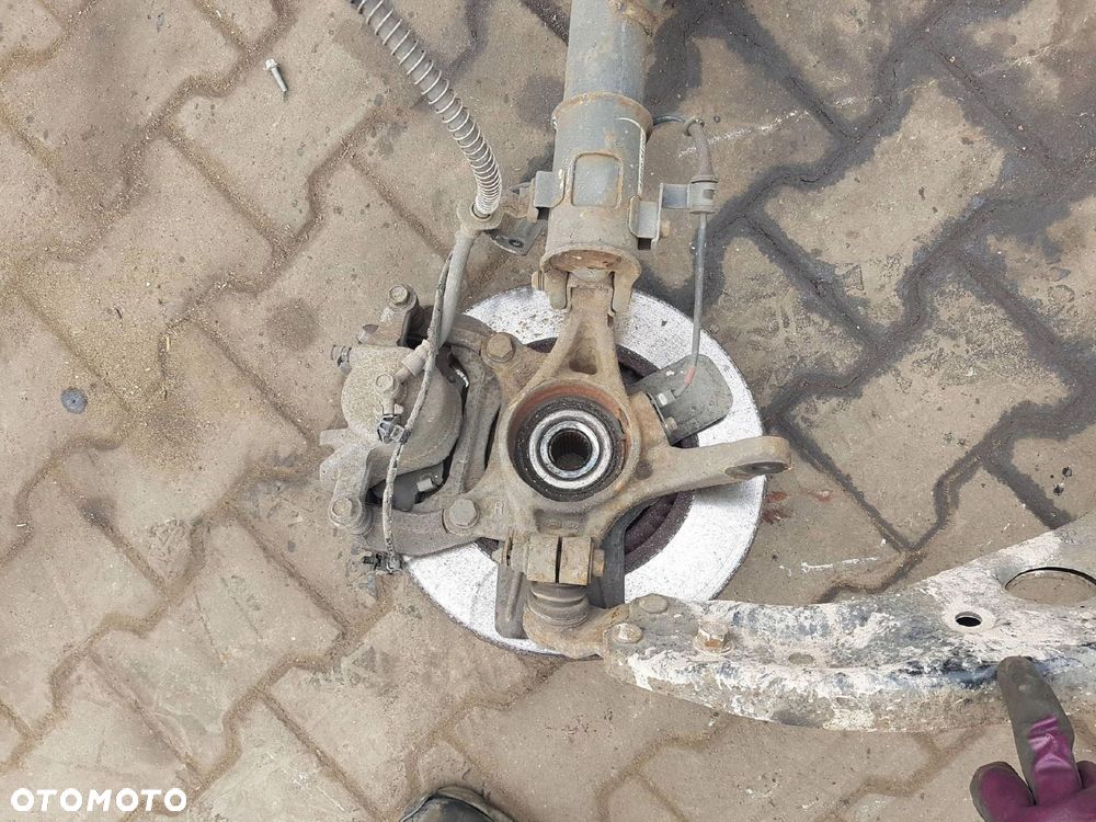 KIA CARENS IV 13-19r 1.7 CRDI WAHACZ AMORTYZATOR ZWROTNICA PRAWA PRZÓD - 4