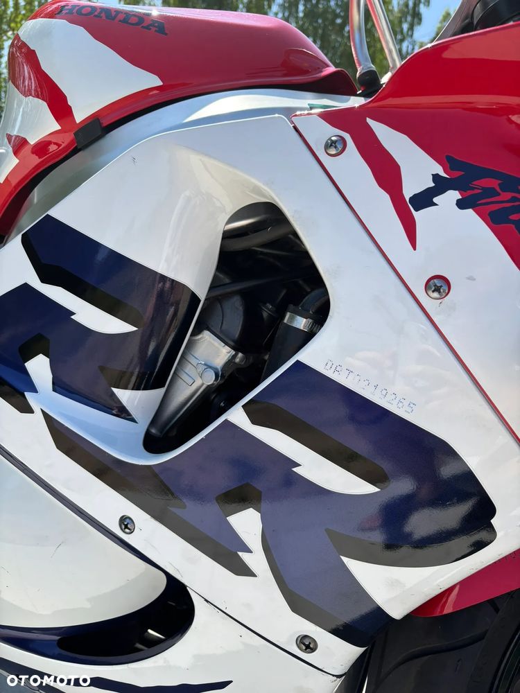 Honda CBR - 17