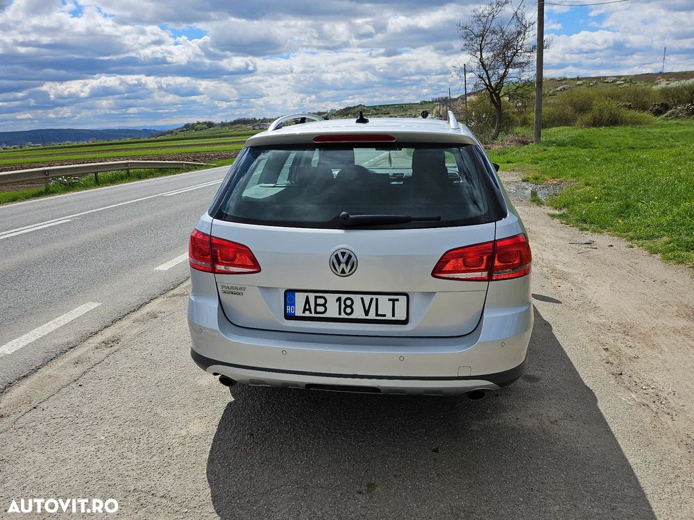 Volkswagen Passat 2.0 TDI DSG BlueMotion Technology Comfortline - 5