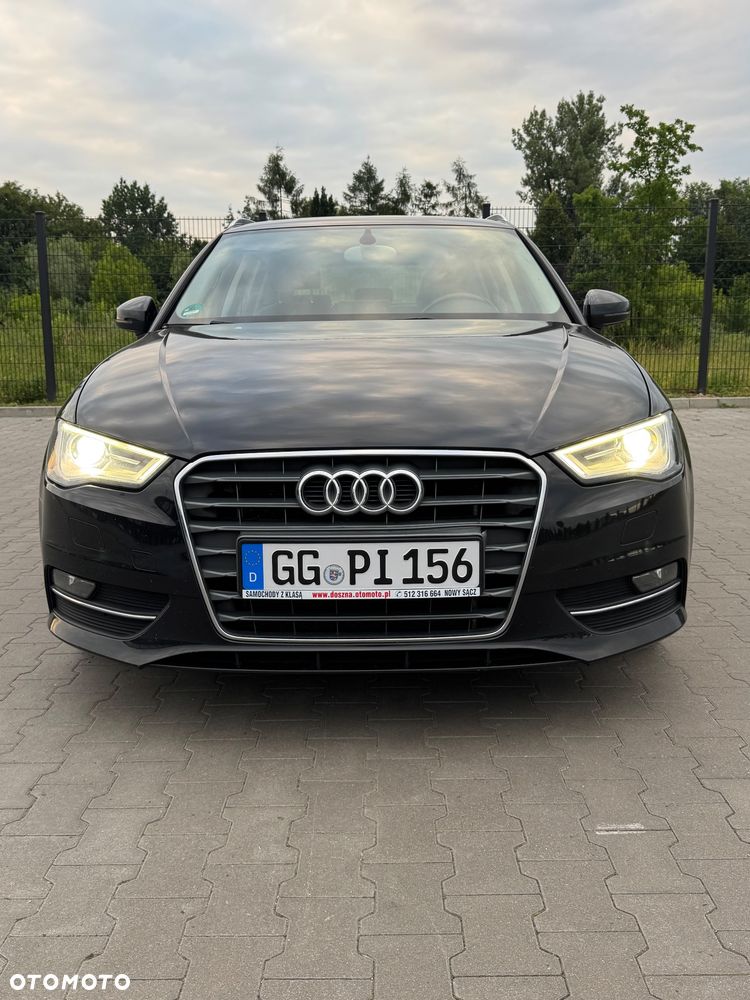 Audi A3 Sportback 1.6 TDI Attraction - 1