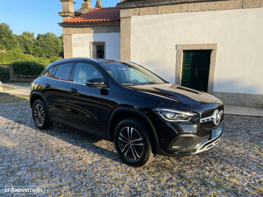 Mercedes-Benz GLA 180 7G-DCT Progressive - 1