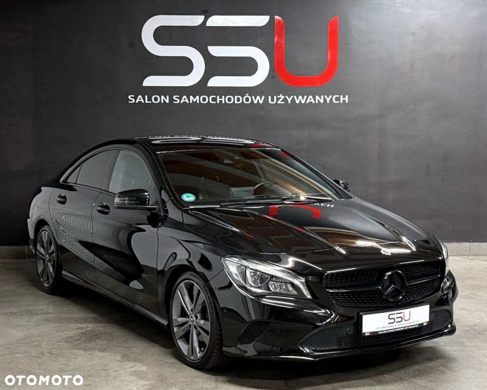 Mercedes-Benz CLA 200 7G-DCT Urban - 9