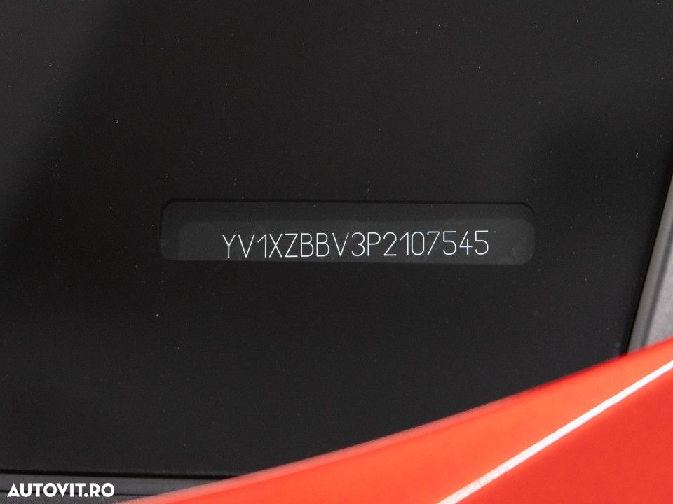 VOLVO XC40 2023 — imagine 9