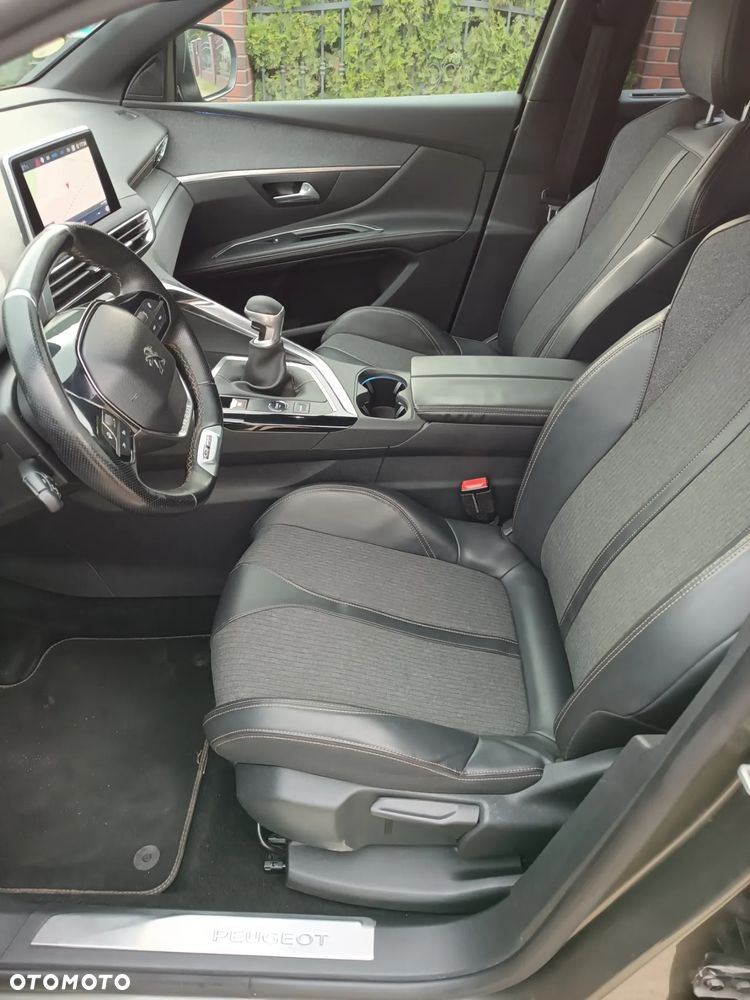 Peugeot 5008 BlueHDI 130 Allure Business-Paket - 12