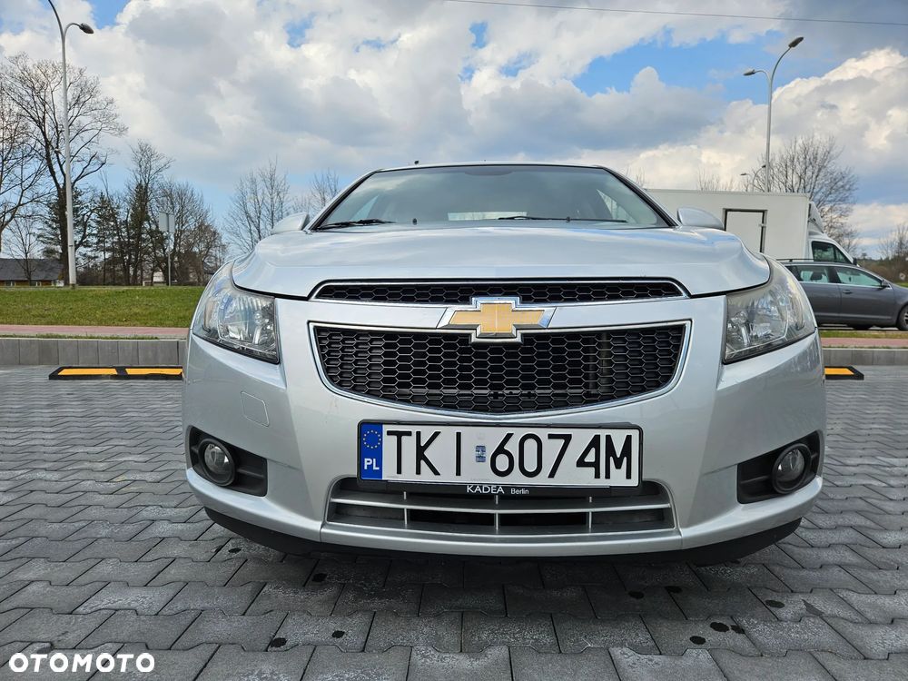 Chevrolet Cruze 1.8 LT - 2