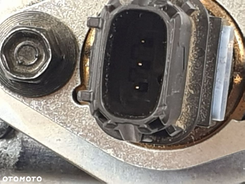 TOYOTA C-HR 2.0h 1.8h 19-23r Listwa Wtryskowa Wtryski - 2