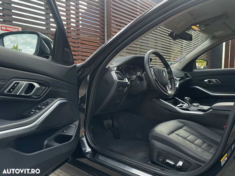 BMW Seria 3 330e Aut. Luxury Line - 16