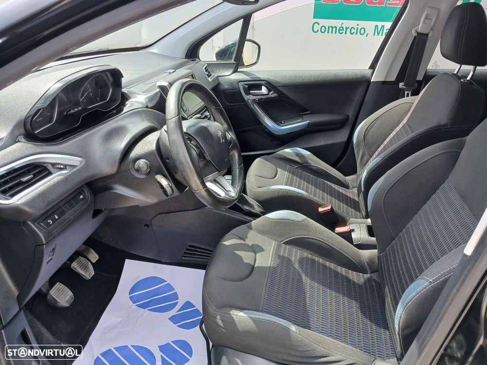 Peugeot 208 1.2 VTi Allure - 15