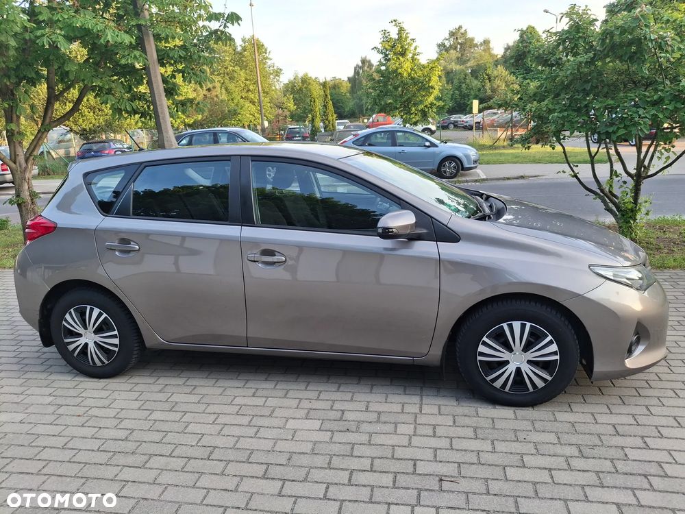 Toyota Auris 1.33 VVT-i Active - 10