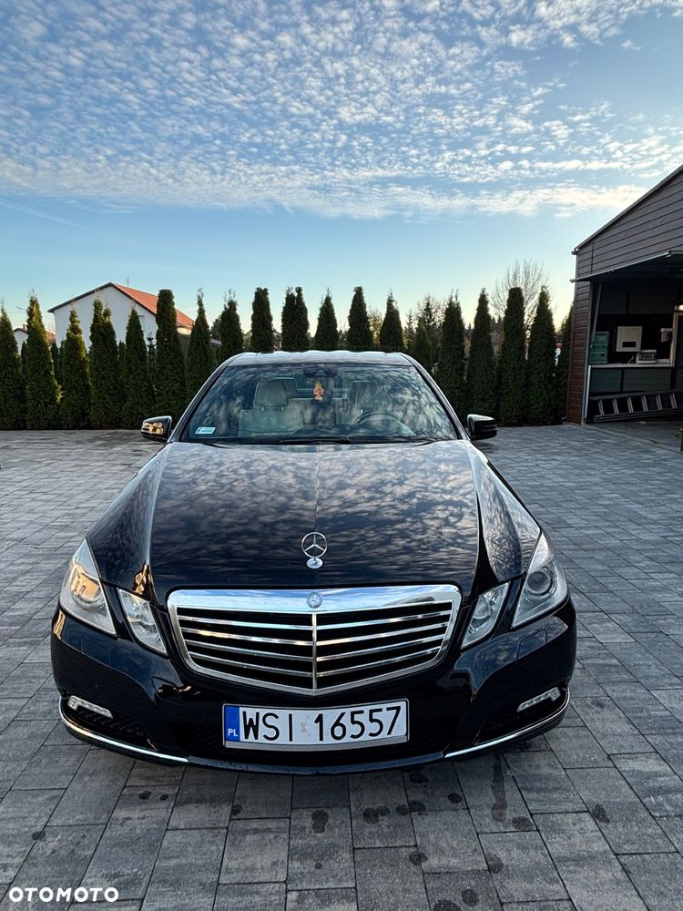 Mercedes-Benz Klasa E 350 CDI BlueEff Avantgarde - 34