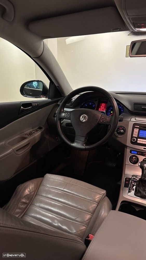 VW Passat Variant 2.0 TDi Highline DSG - 11