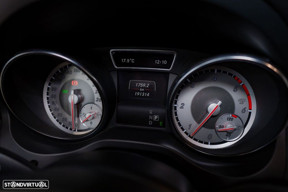 Mercedes-Benz CLA 220 d 7G-DCT AMG Line - 31