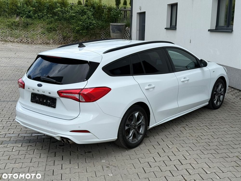 Ford Focus 1.5 EcoBlue ST-Line - 10