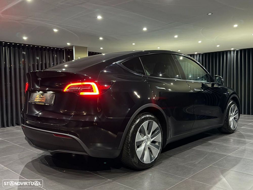 Tesla Model Y Standard - 8