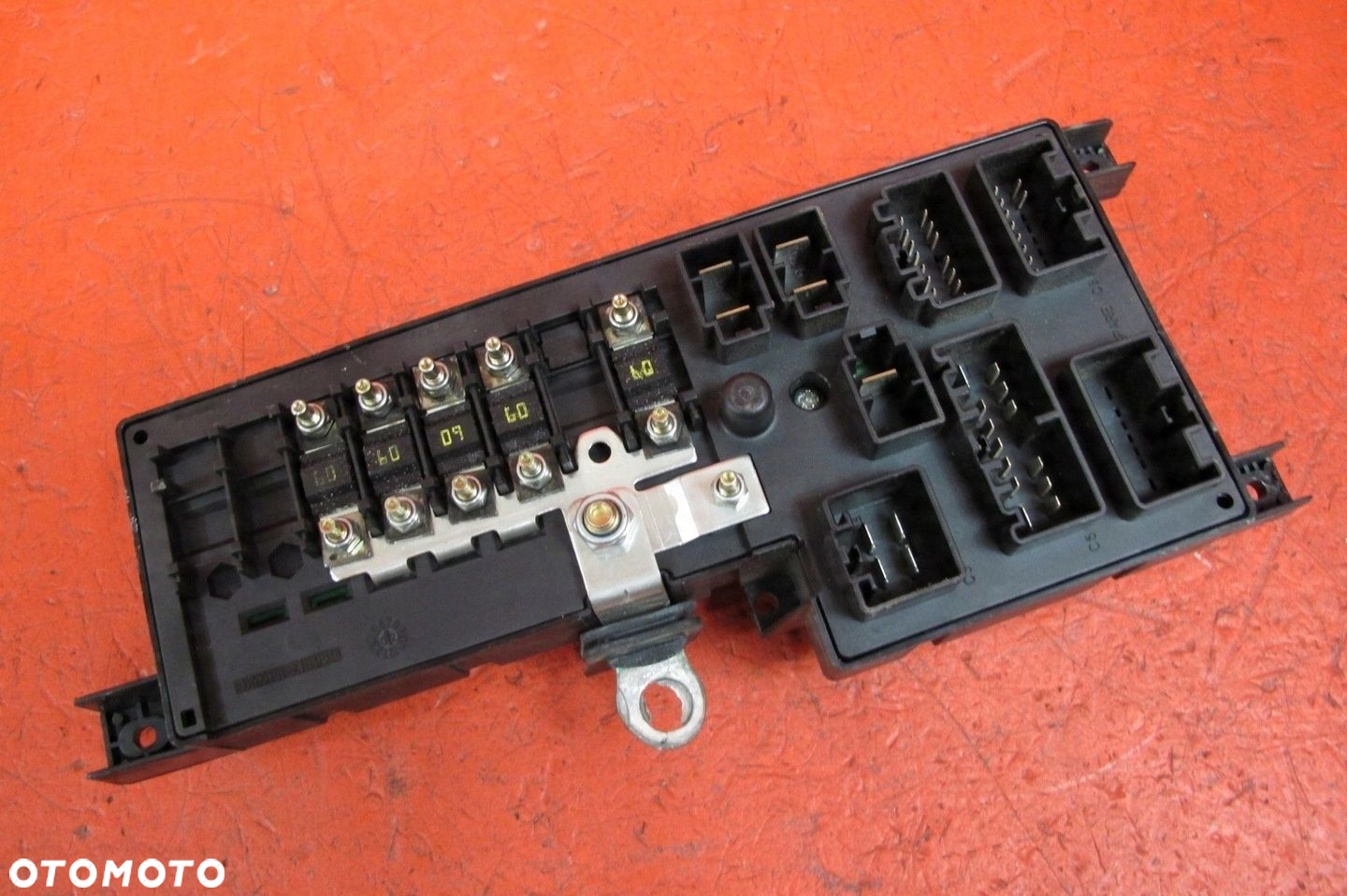 VOLVO S60 1 I 2.4 D5 D5244T MODUŁ STEROWNIK SKRZYNKA BEZPIECZNIKÓW 8637841 - 3