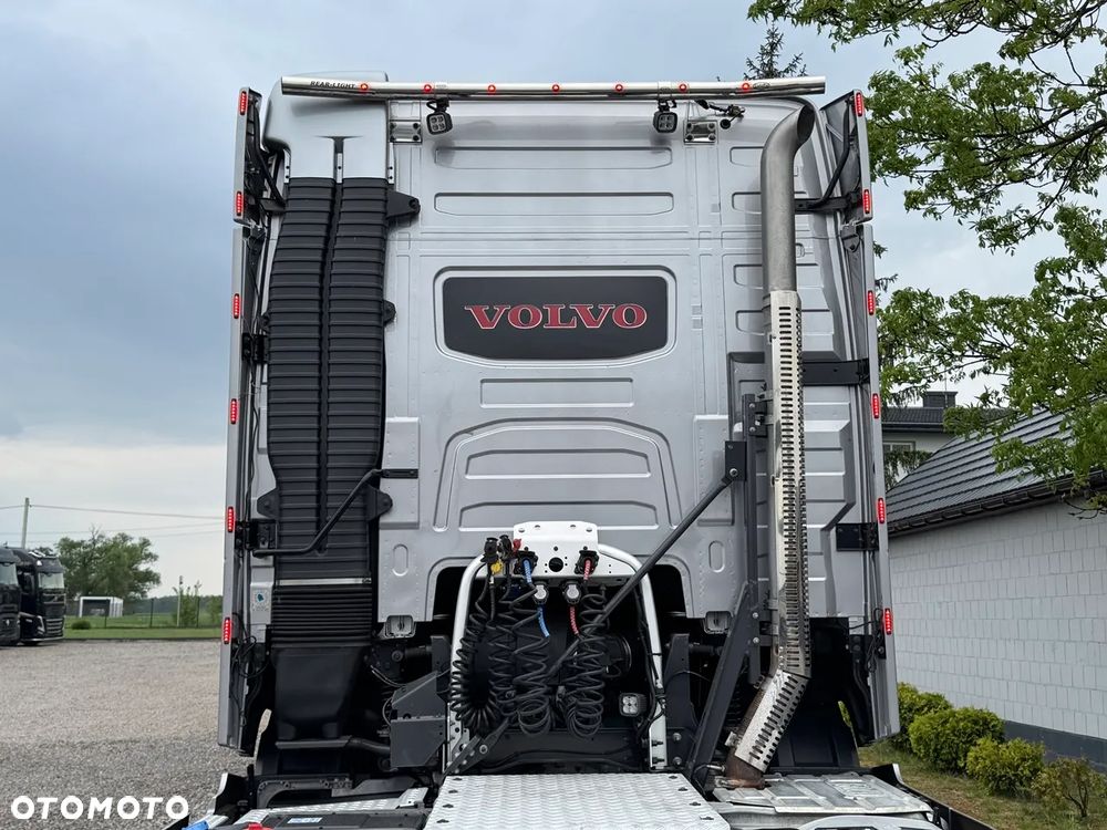 Volvo FH 500 /6X4 /BEZ I-SAVE/PODNOSZONA OŚ/REGULOWANE SIODŁO/CAŁE NA PODUCHACH/ RETARDER / Z NIEMIEC - 18