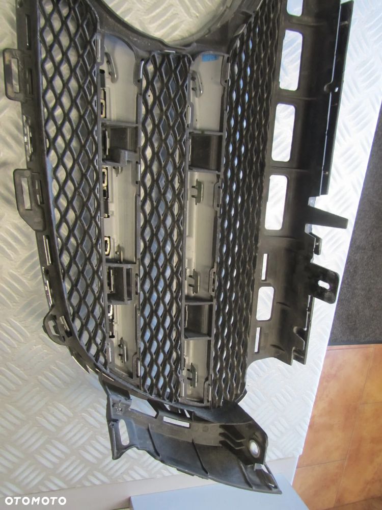 atrapa 2138880123 - 7