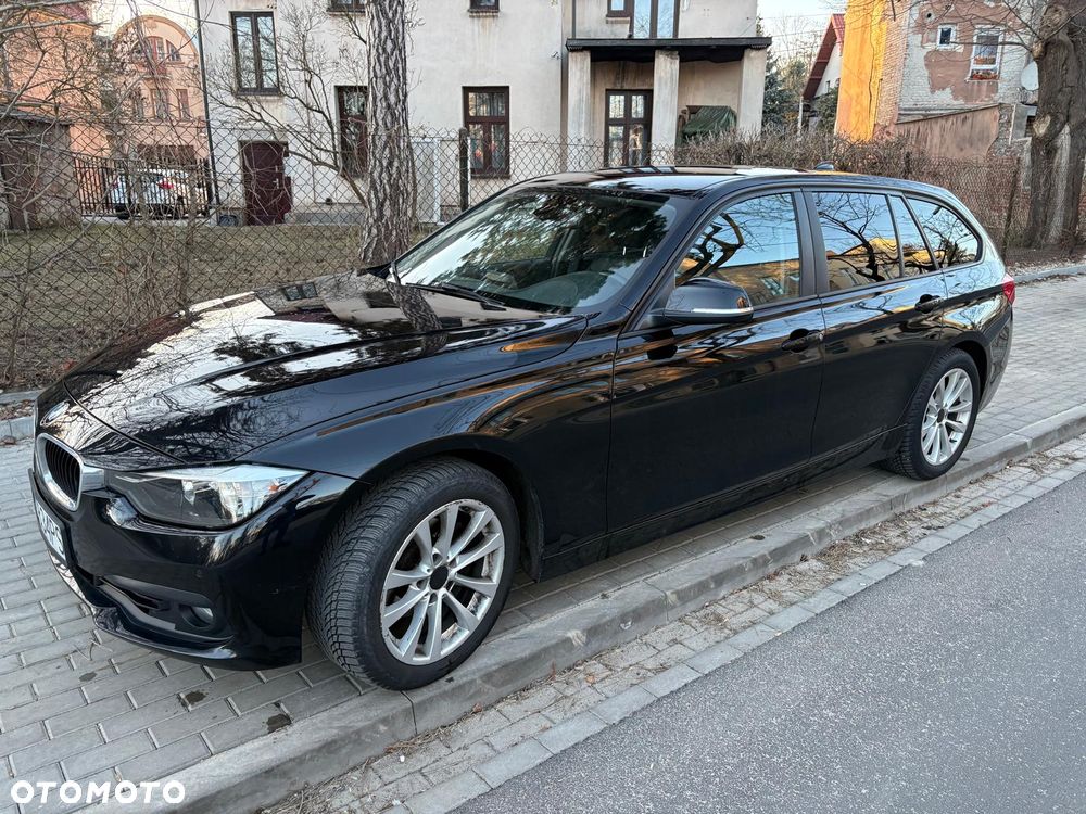 BMW Seria 3 320i Advantage - 1