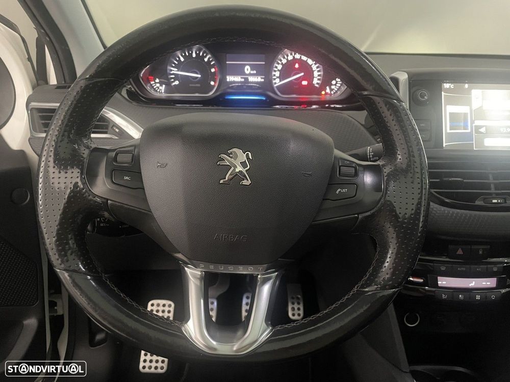 Peugeot 208 1.6 e-HDi Allure - 20