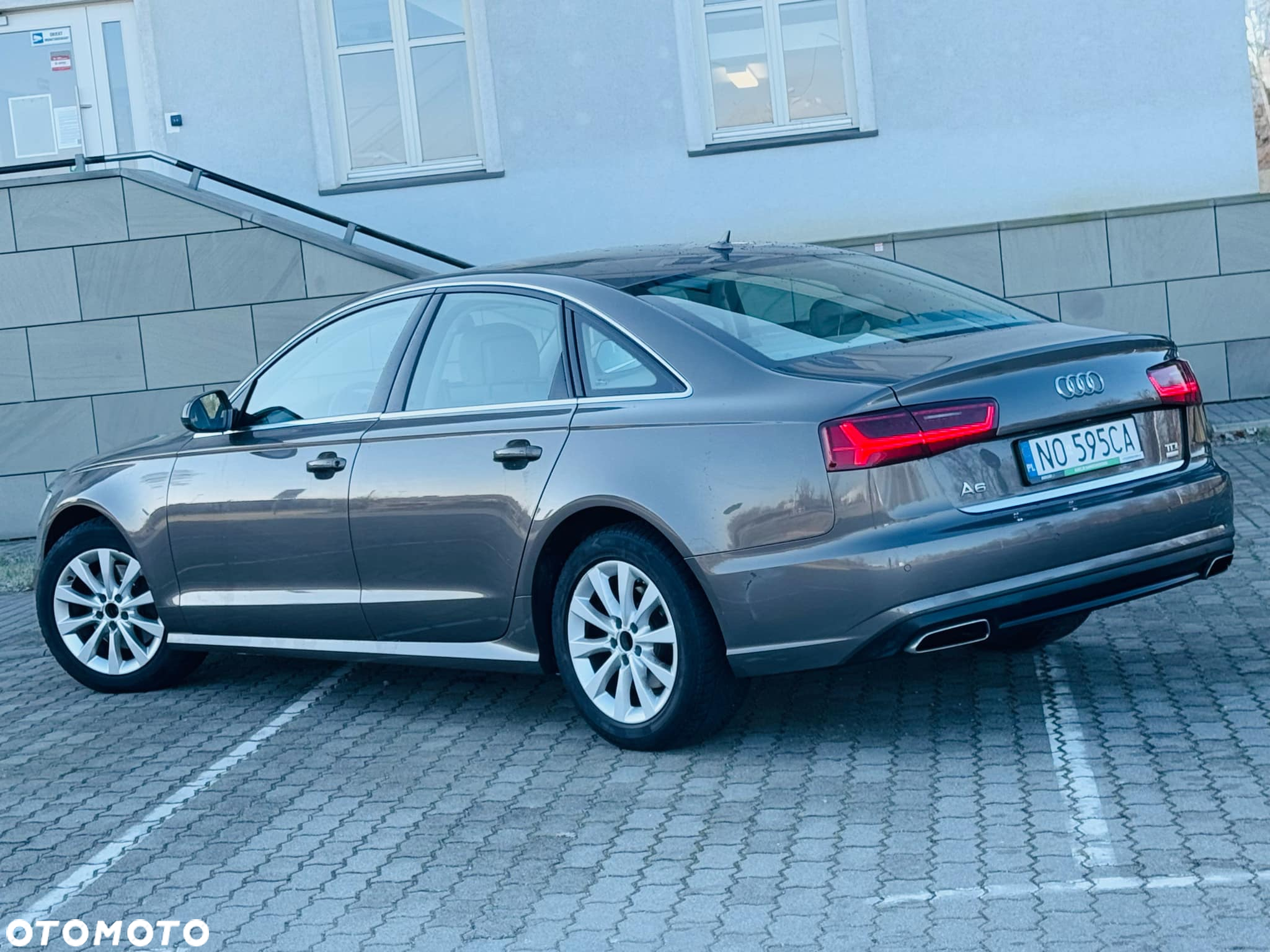 Audi A6 2.0 TDI ultra S tronic - 8