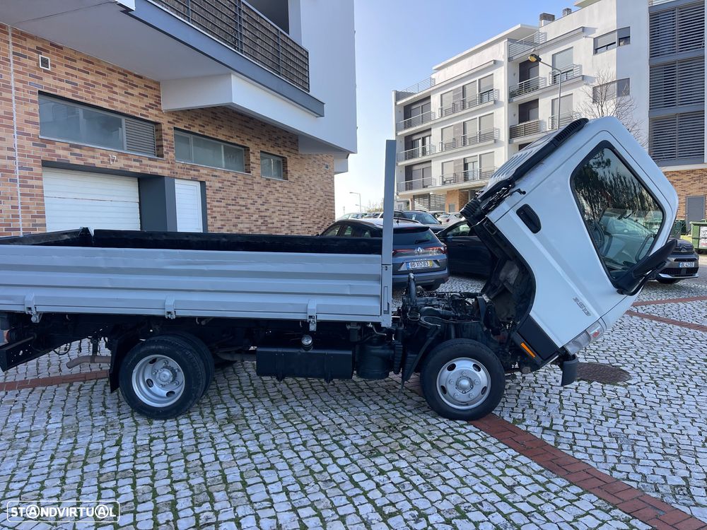 Mitsubishi FUSO CANTER - 16