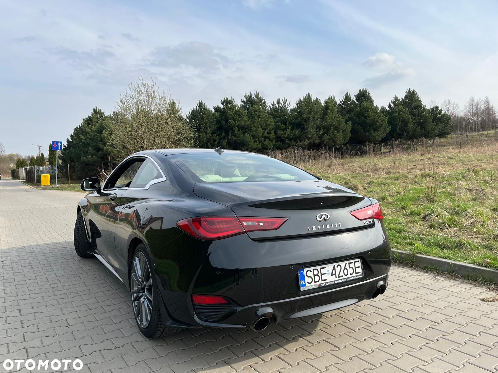 Infiniti Q60 2.0t Sport Tech - 2