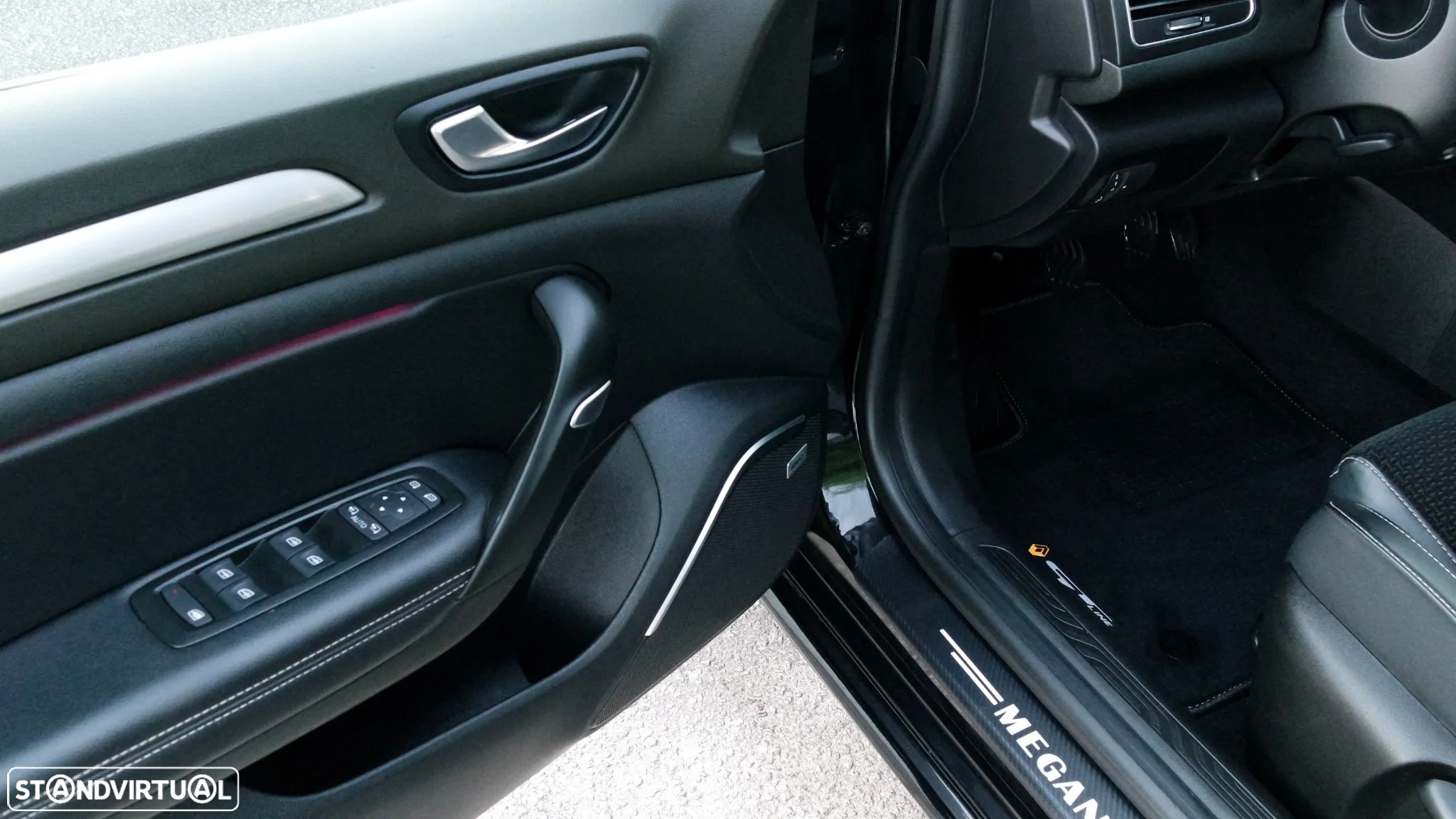 Renault Mégane Sport Tourer 1.6 dCi Bose Edition J18 - 13