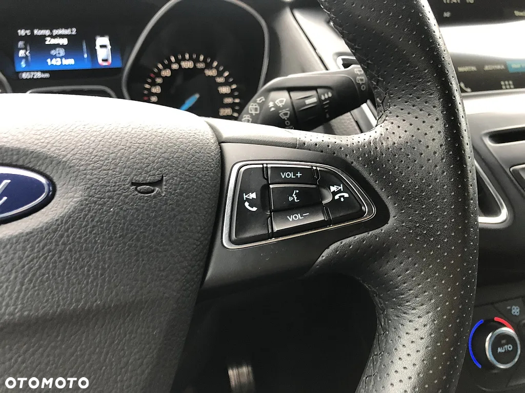 Ford Focus 1.5 EcoBoost ST-Line ASS - 23