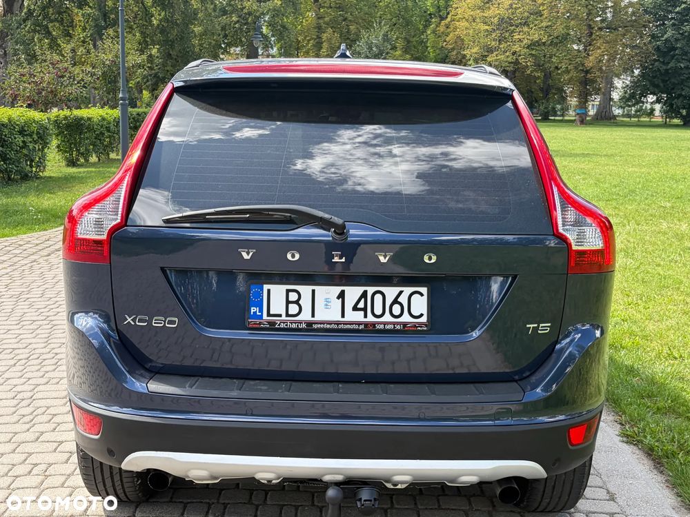 Volvo XC 60 T5 Powershift Momentum - 3
