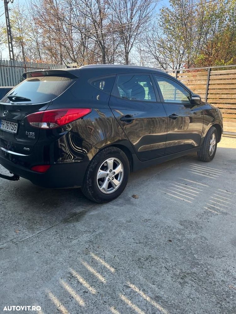 Hyundai ix35 2.0 CRDI High 4WD GLS Style HEAT+ - 4
