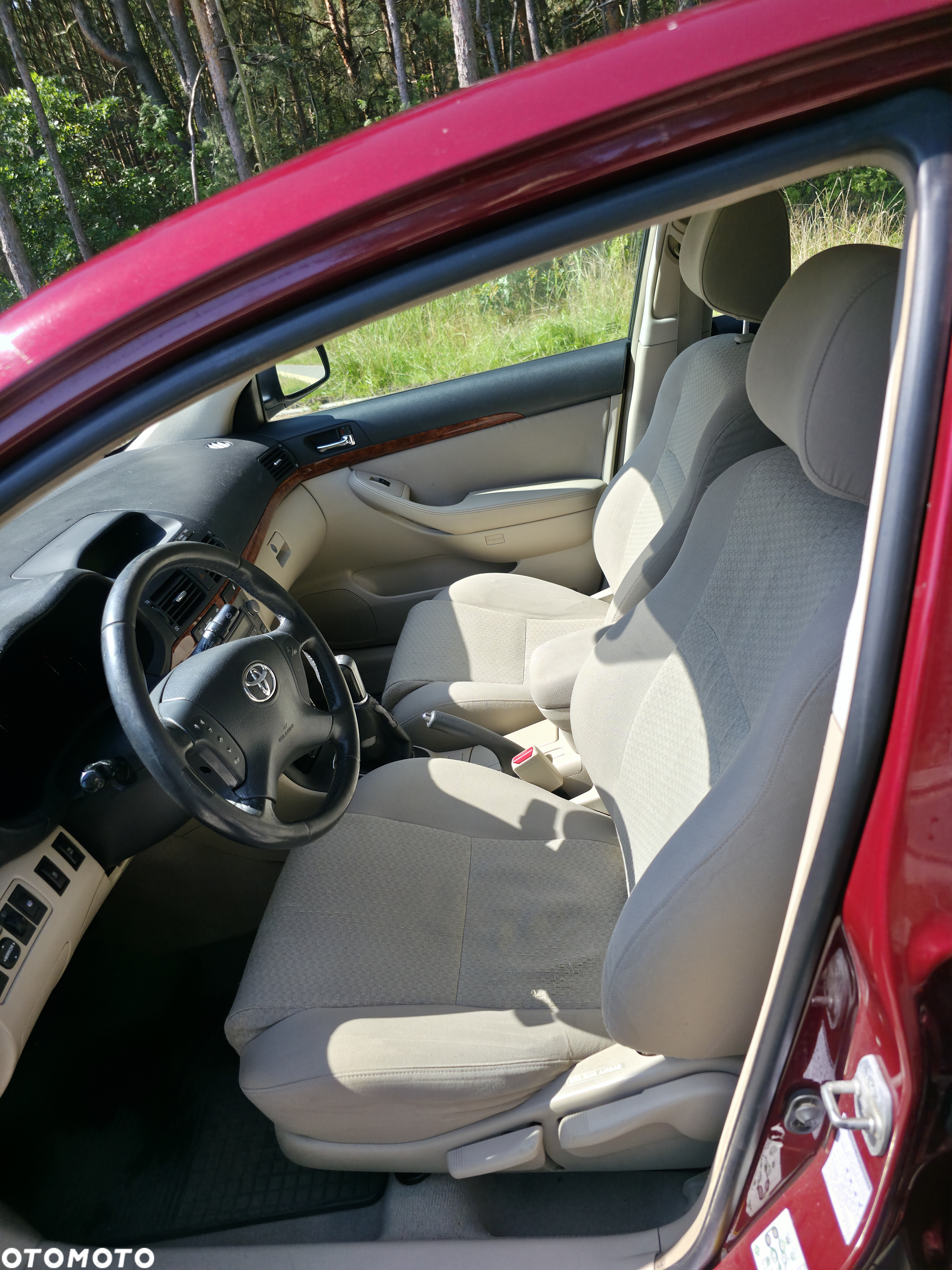 Toyota Avensis - 14