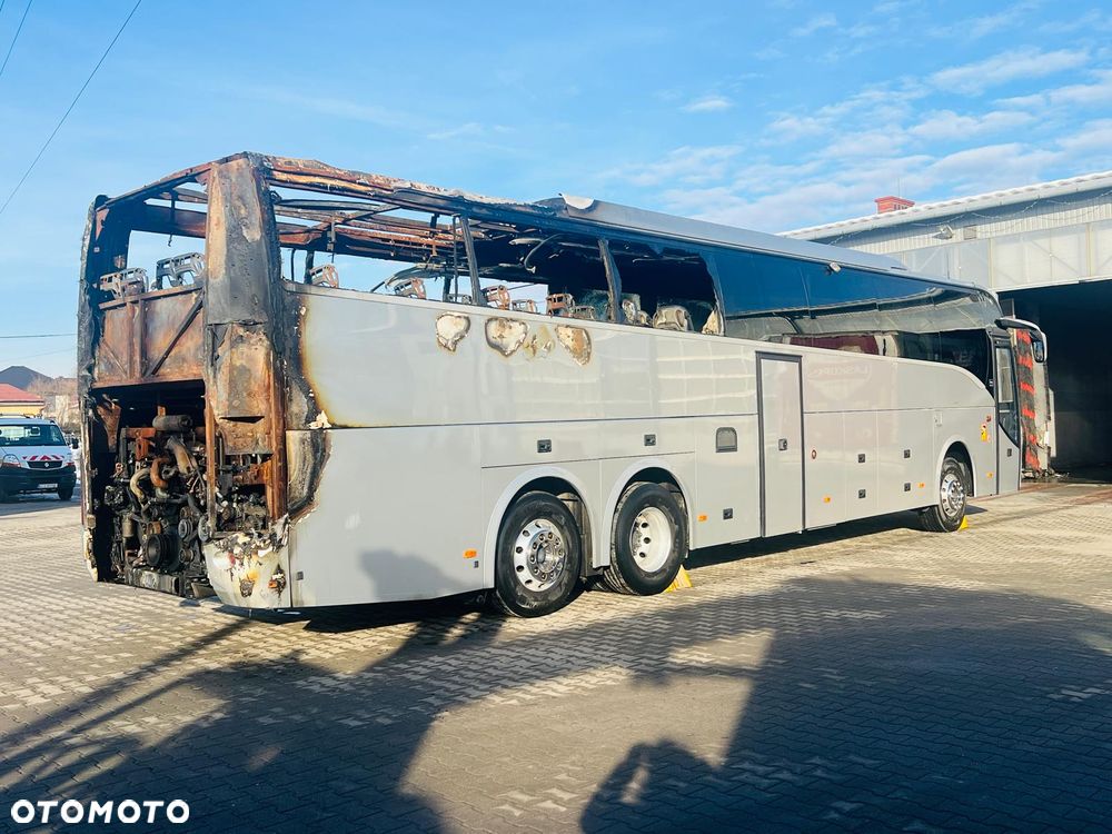 Volvo 9900 - 4