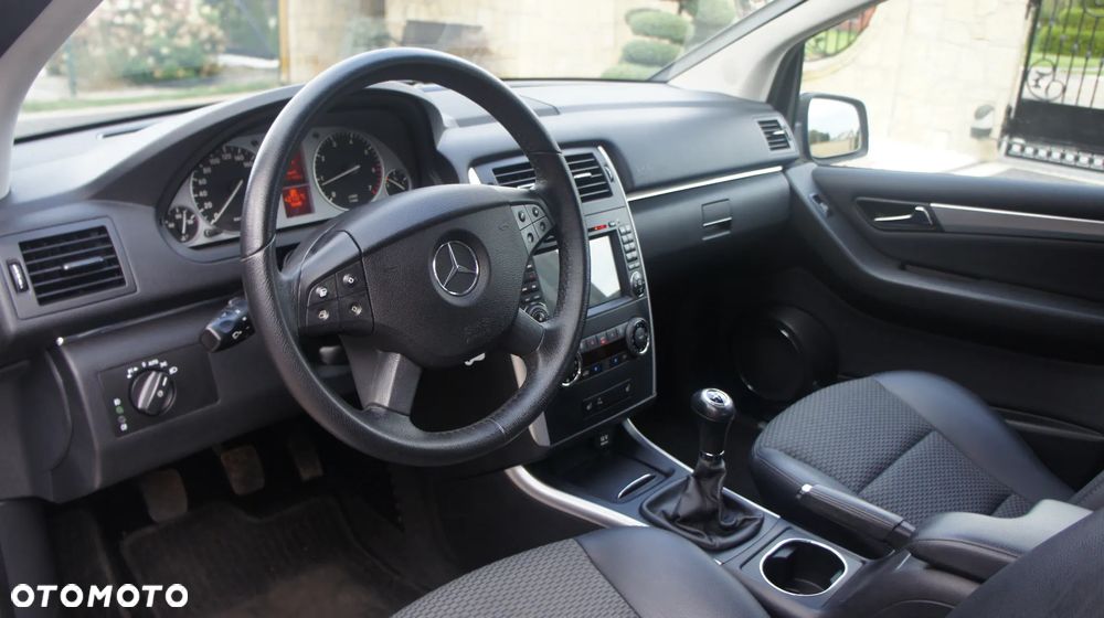 Mercedes-Benz Klasa B 200 Turbo - 13