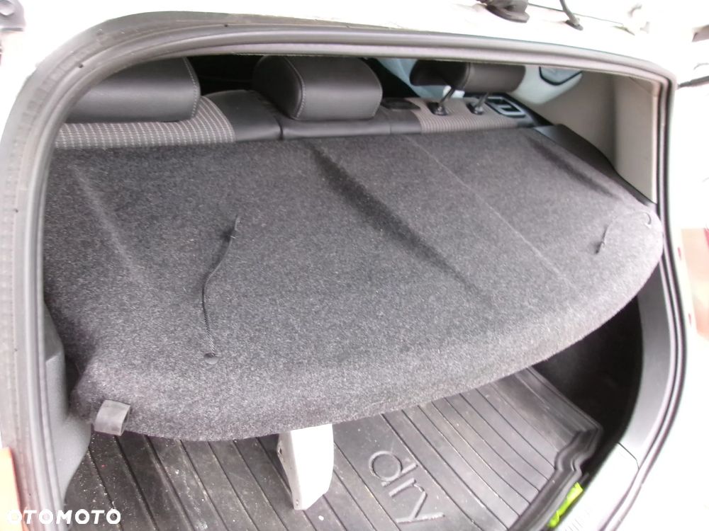 PÓŁKA BAGAŻNIKA TOYOTA AURIS II  HB - 1