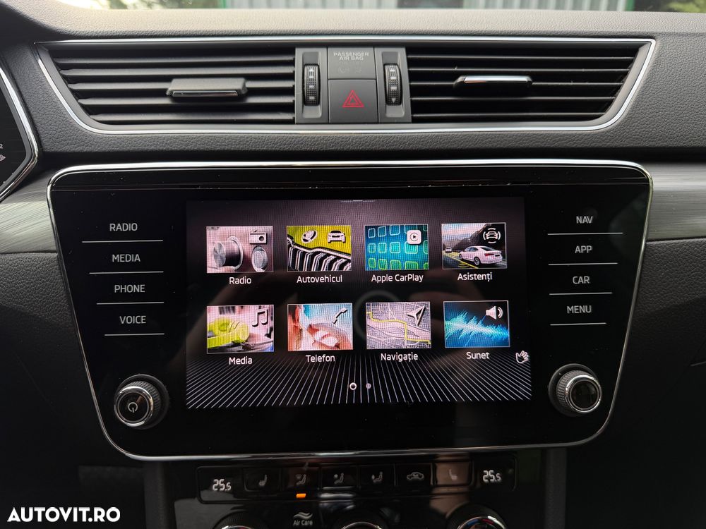 Skoda Superb 2.0 TDI DSG Premium Edition - 24