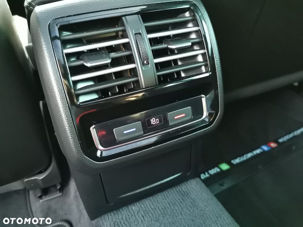 Volkswagen Passat 2.0 TDI SCR DSG - 17
