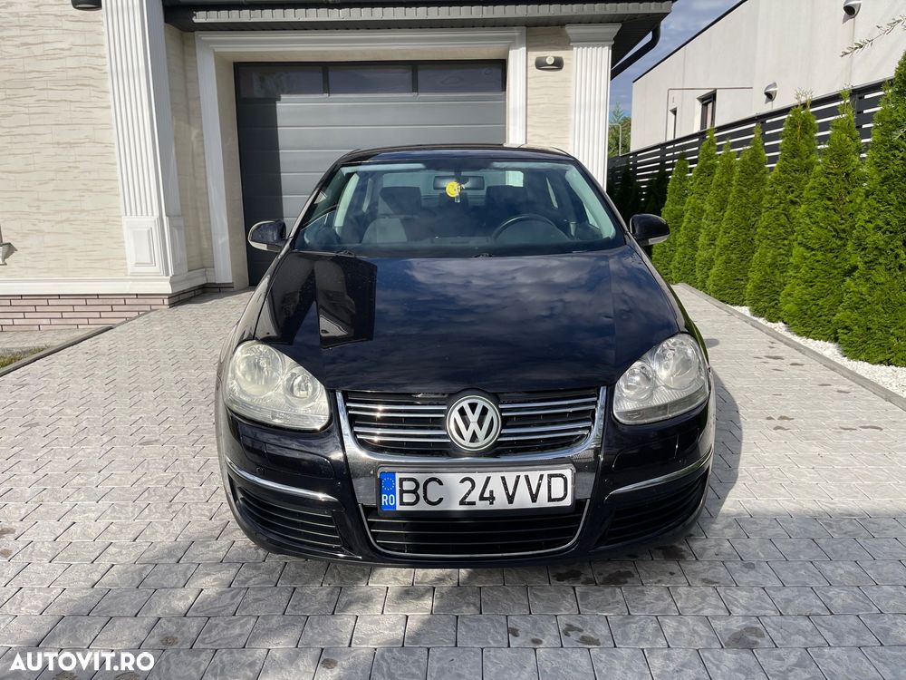 Volkswagen Jetta 1.9 TDI Comfortline - 4