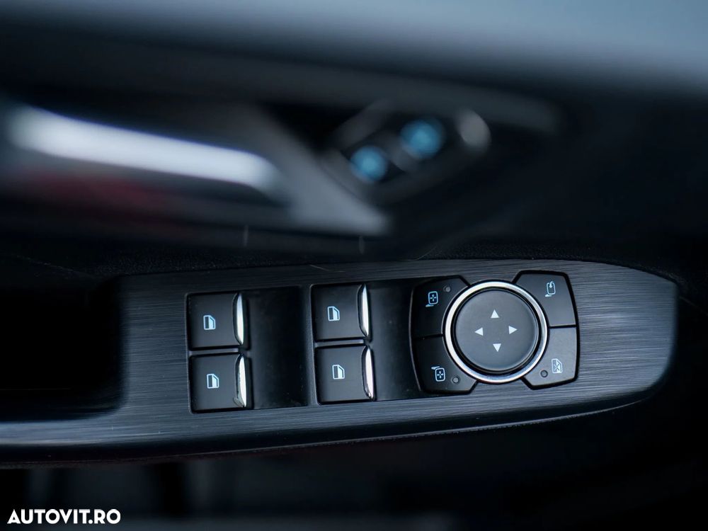 Ford Kuga 1.5 EcoBlue A8 FWD ST Line X - 27