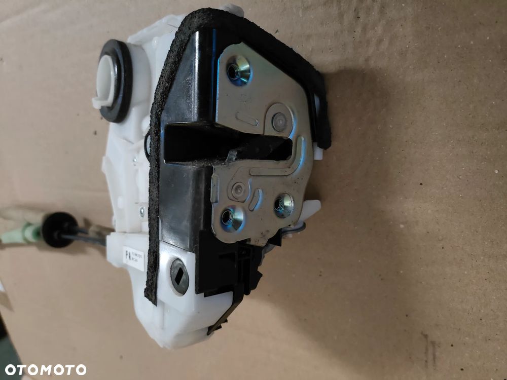 MAZDA III 3 BP 20- ZAMEK DRZWI PRAWY TYŁ 6-PIN - 5