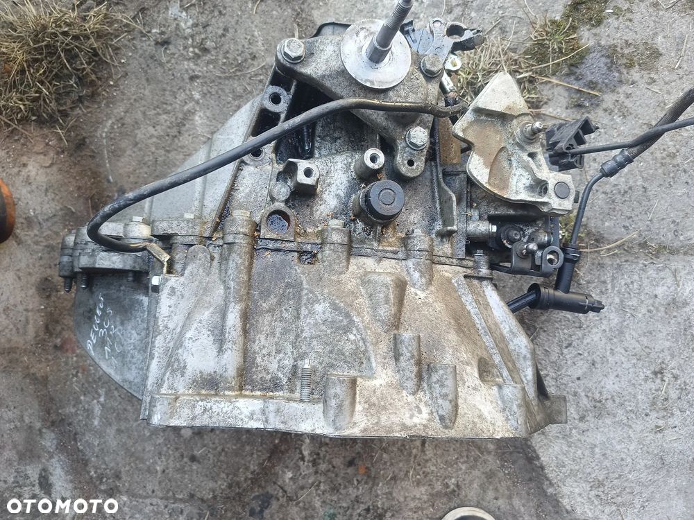 SKRZYNIA BIEGÓW CITROEN C4 PICASSO I 1.6HDI HL126 - 1