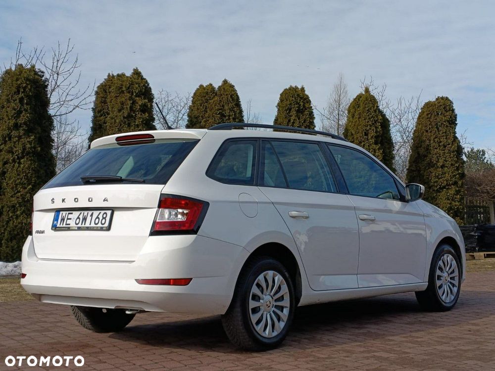 Skoda Fabia 1.0 TSI Ambition - 4