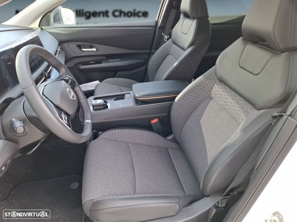 Nissan Ariya 63 kWh Advance Carr. 22kW + Teto Panorâmico - 11